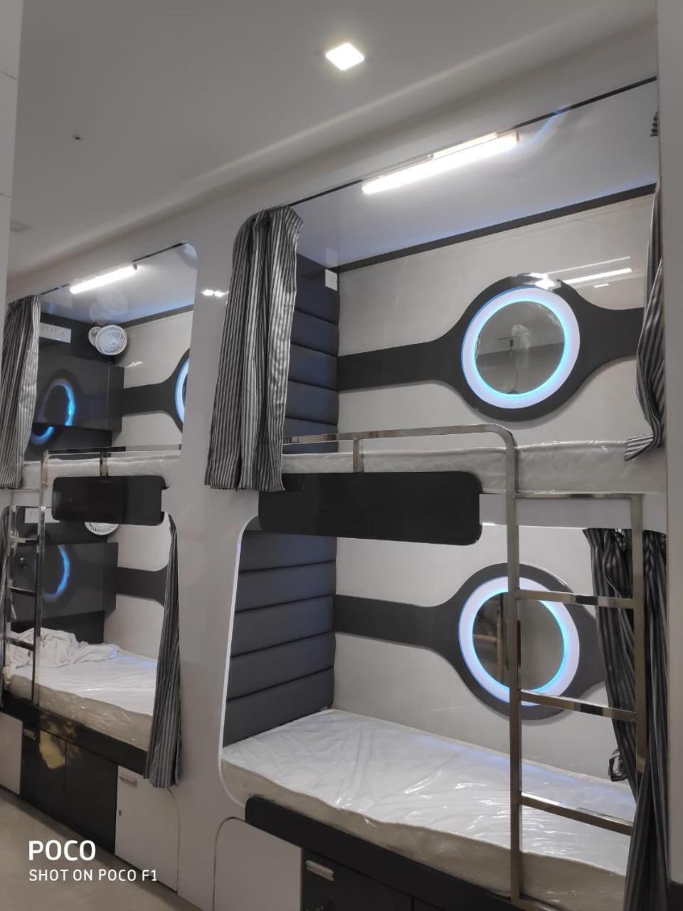 Ocean Dormitory Bombaj Zewnętrze zdjęcie