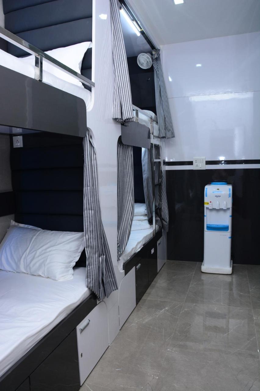 Ocean Dormitory Bombaj Zewnętrze zdjęcie