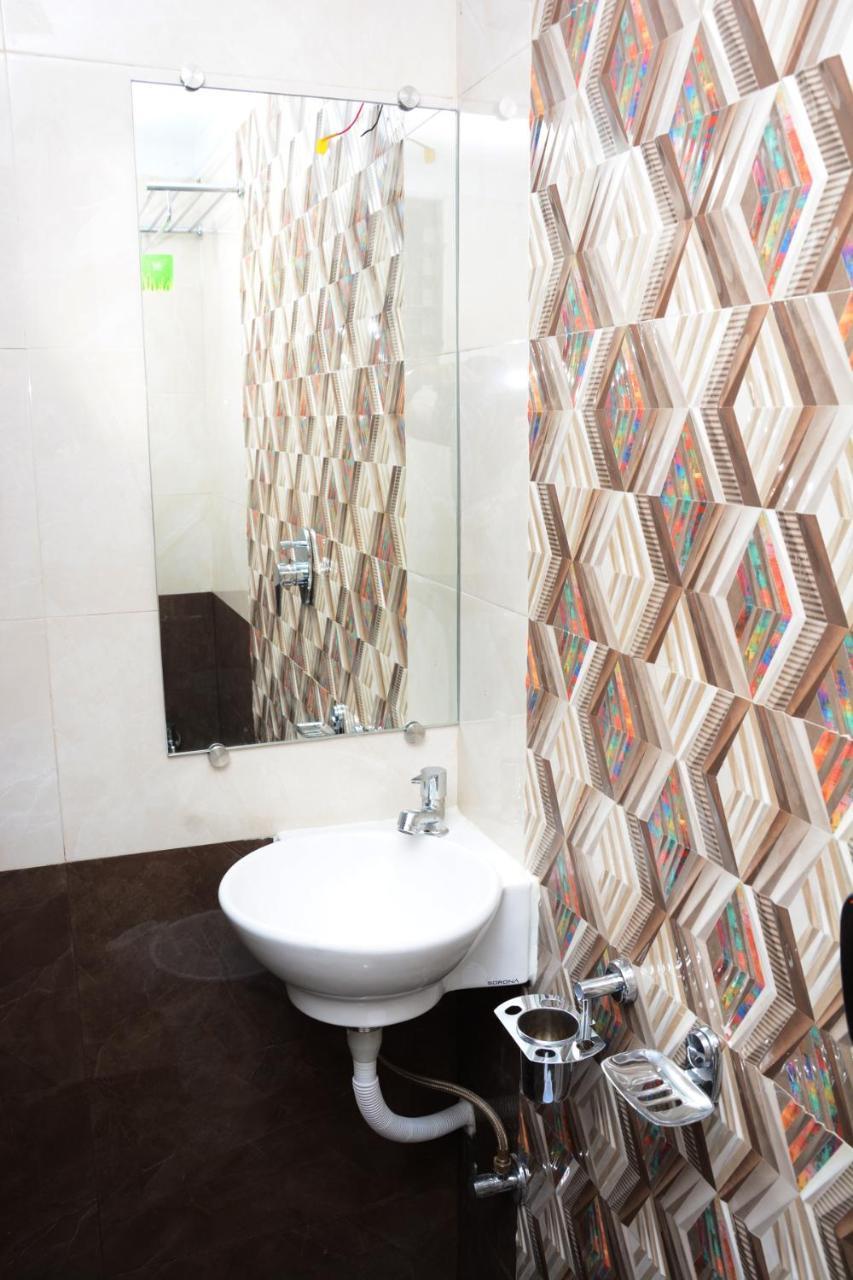 Ocean Dormitory Bombaj Zewnętrze zdjęcie